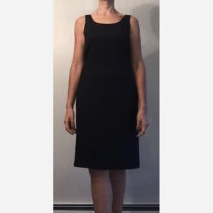 Tahari Navy crepe shift dress